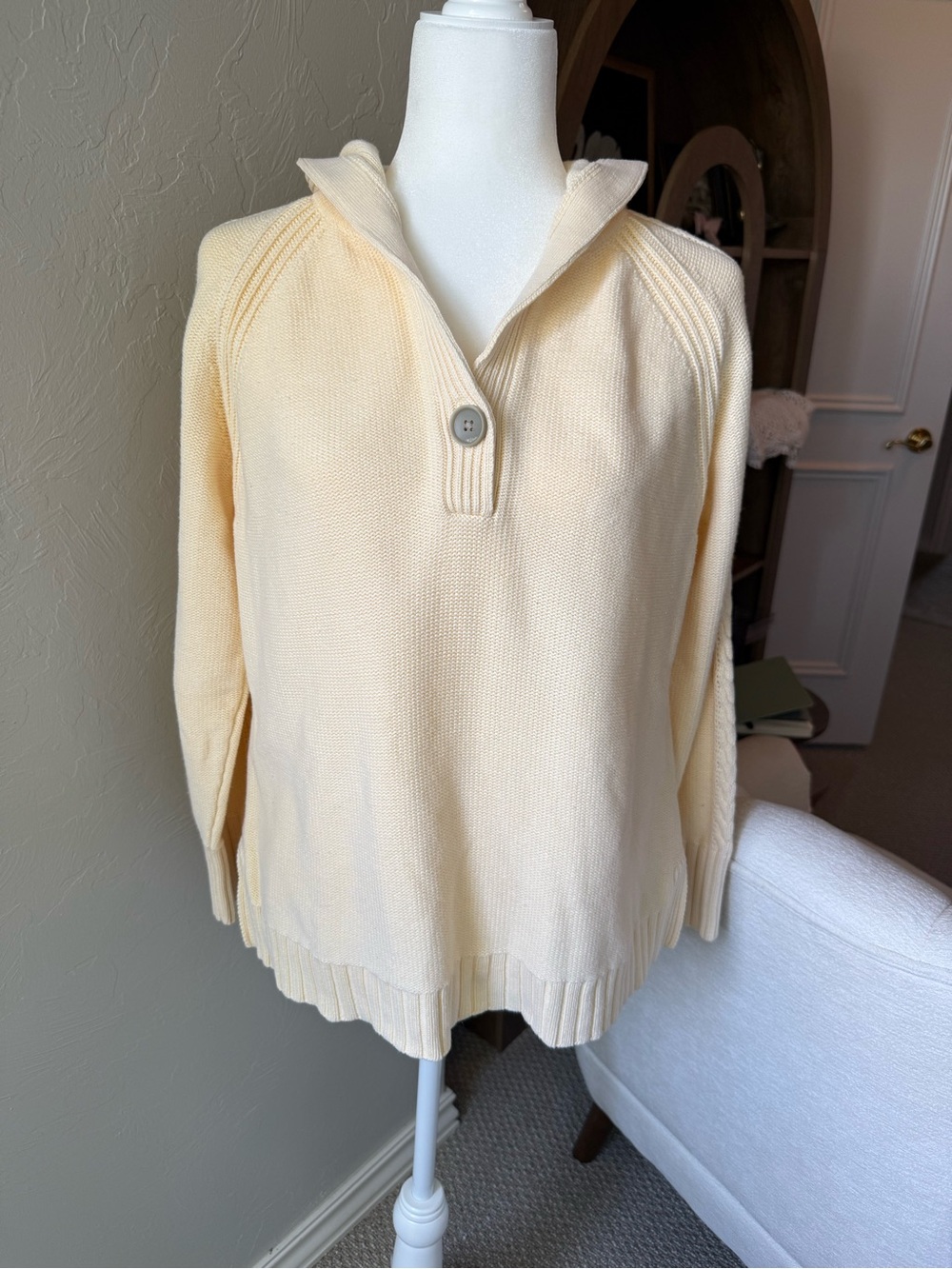 Eddie Bauer Butter Yellow 100% Cotton Hooded Sweater Large